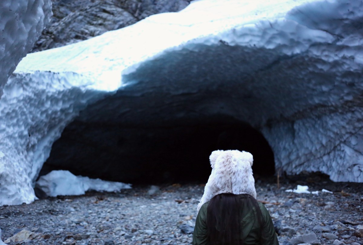 Spirithoods Snow Leopard, Big Four Ice Caves