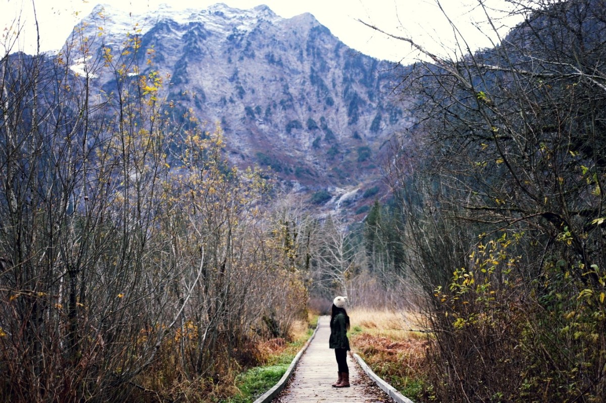 Big Four Ice Caves trail