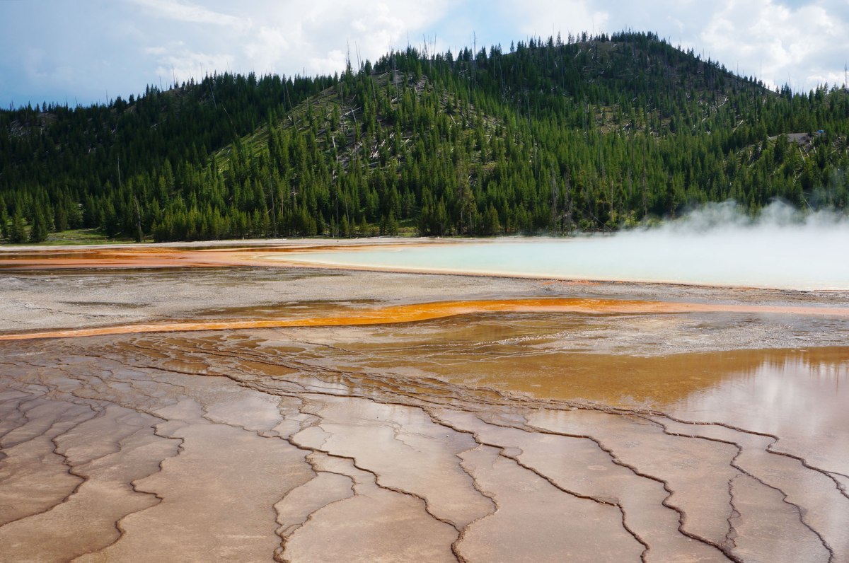 Yellowstone, Wyoming, Montana