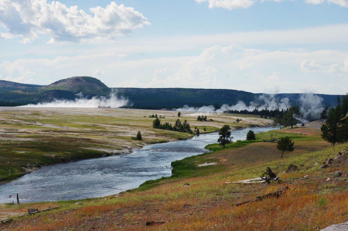 Yellowstone, Wyoming, Montana